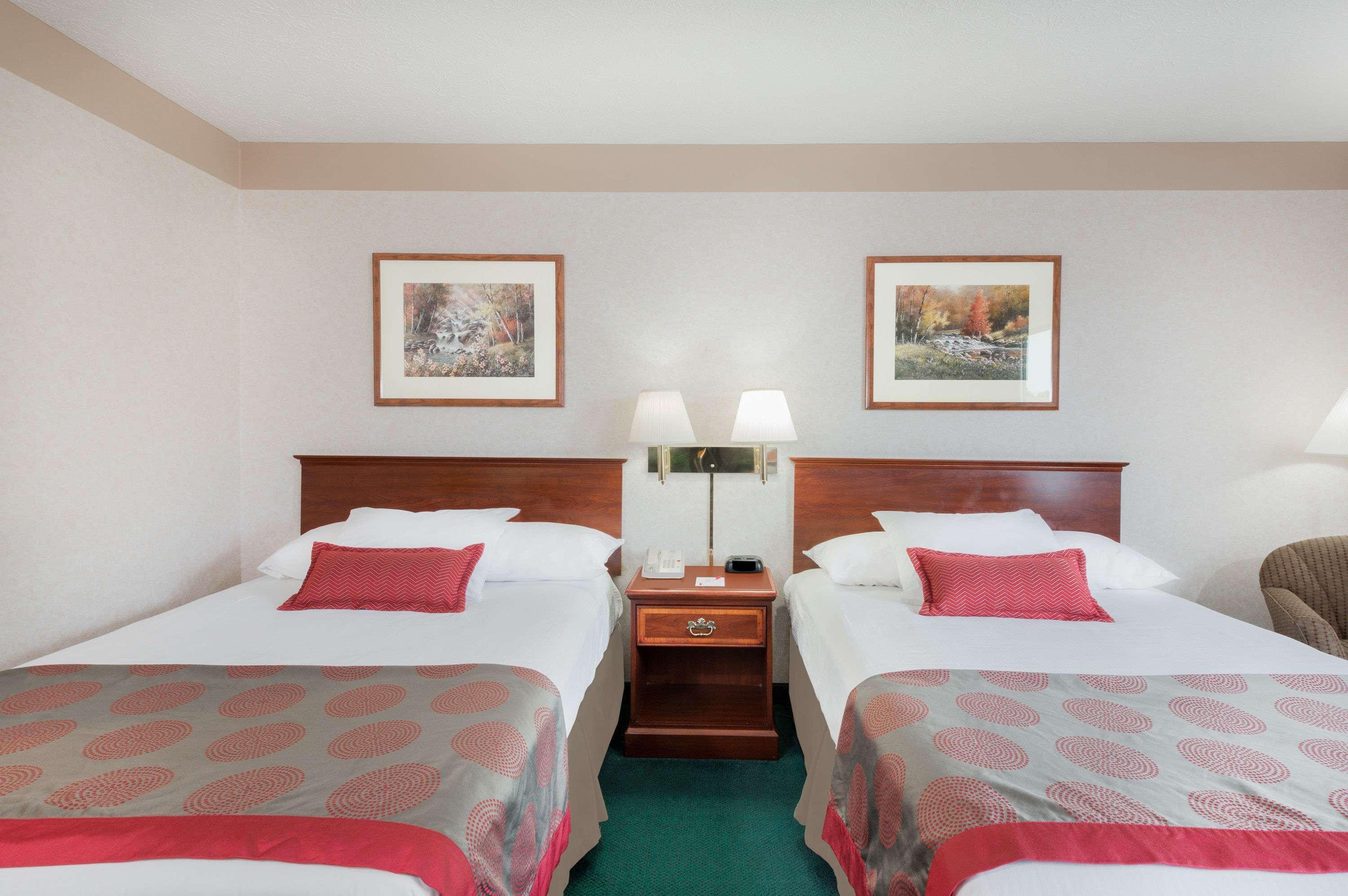 Hotel Ramada By Wyndham Dover Strasburg